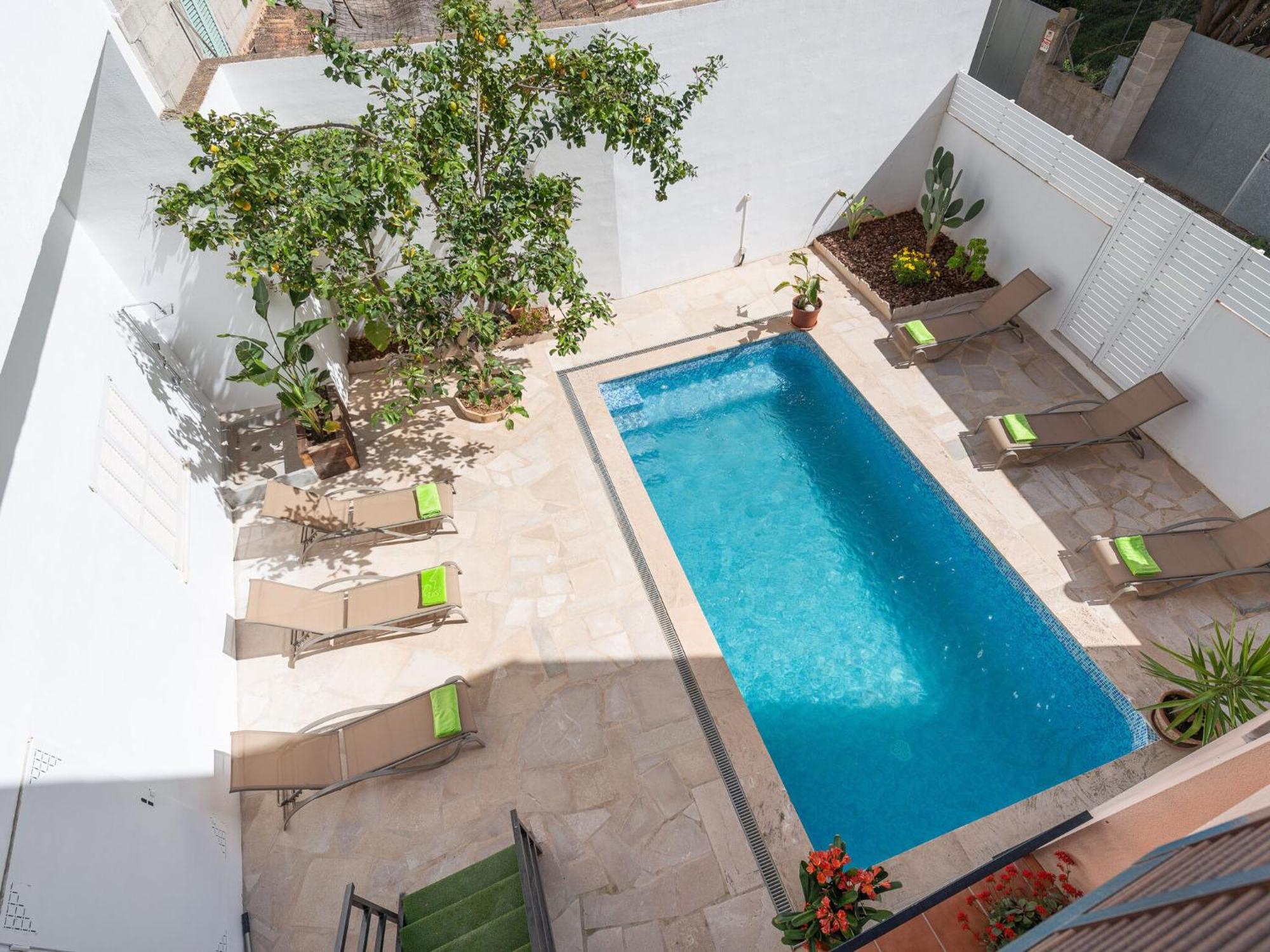 Joan Maria - With Private Pool Ferienhaus
