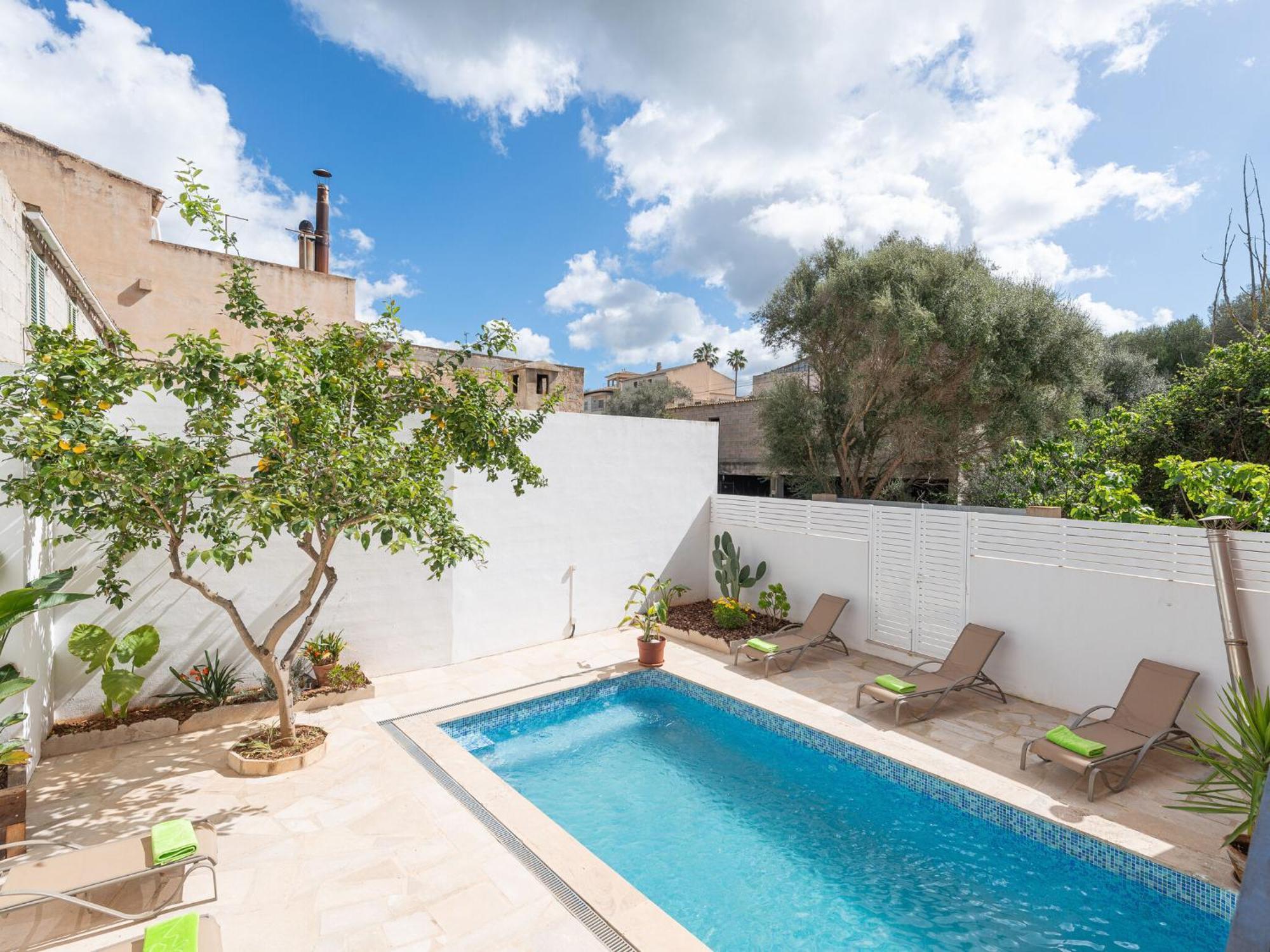 Joan Maria - With Private Pool Ferienhaus María de la Salud