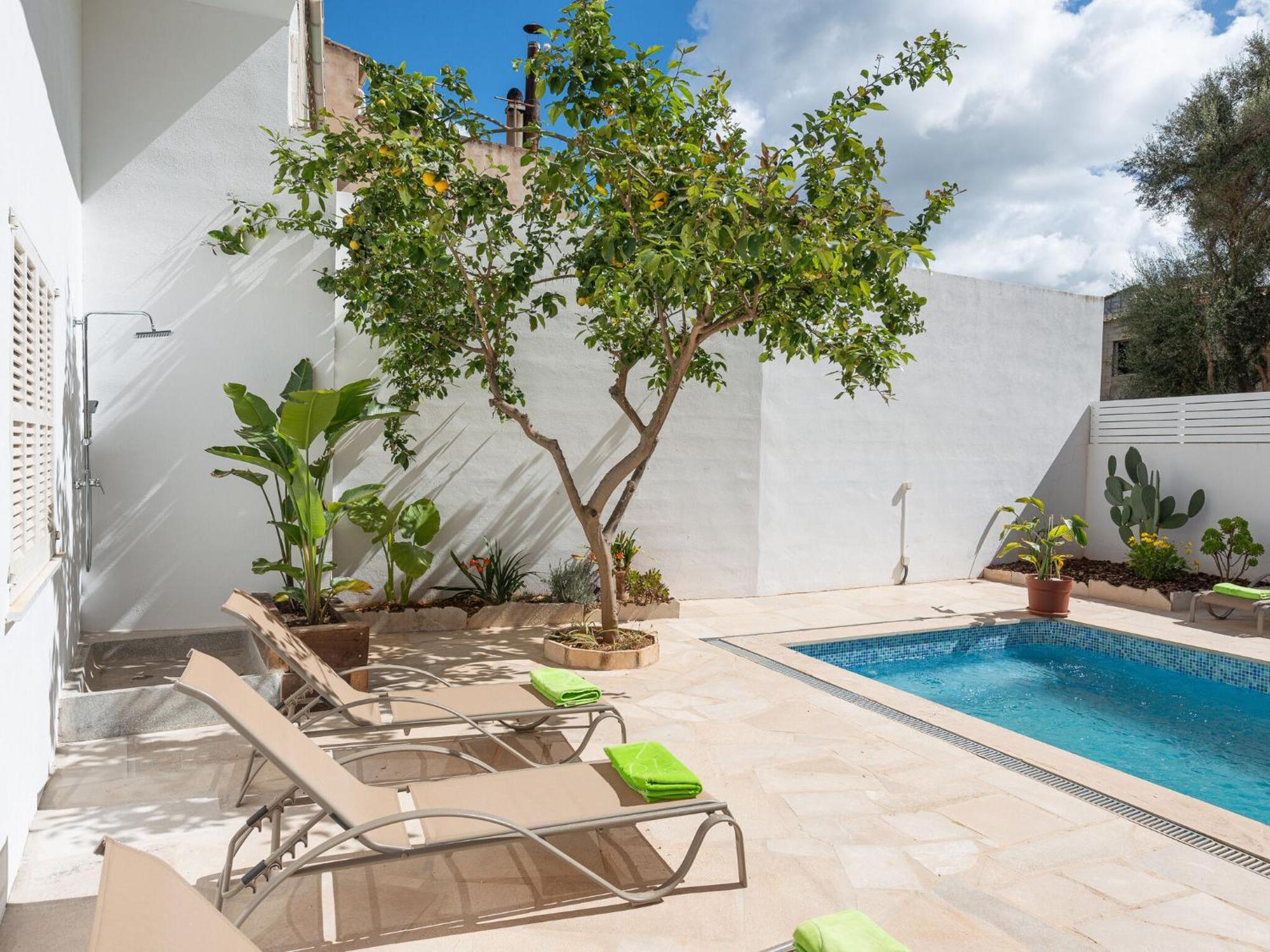 Joan Maria - With Private Pool Ferienhaus *